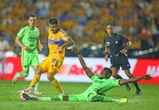 Las Chivas  de Milito   arrancan  con derrota   