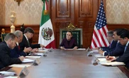La Presidenta se reunió 2 horas con emisario de Trump   