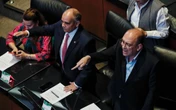 Choque en la permanente por el Fobaproa de Zedillo   