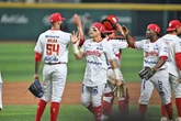 Diablos Rojos tunden por partida doble  a Oaxaca   