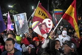 Venezuela: arrasa el chavismo en tranquila jornada electoral   