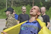 Kiev y Moscú canjean prisioneros de guerra muy heridos y jóvenes   