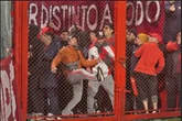Policía, cómplice del “fracaso organizativo” en el partido  entre Independiente y U de Chile   