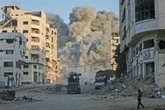 Bombardea Israel hospital y varios barrios; 79 muertos   