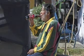 Insta el BM a subir impuestos a tabaco, alcohol y refrescos   