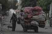 Huyen gazatíes por enésima vez de bombardeos israelíes   