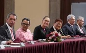 Julio Hernández López: Astillero   