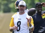 Aaron Rodgers, último mariscal de la vieja guardia, comienza episodio final con Acereros   