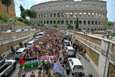 Más de 100 mil exigen en Italia detener el genocidio en la franja   