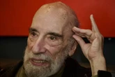 “Mientras haya un solo ser que sufra, la poesía seguirá siendo el arte del futuro”   