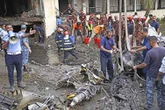 Cae avión militar de Bangladesh en una escuela; 20 decesos   