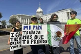 Freno temporal a plan fiscal de Trump, que incluye impuesto de 5% a remesas   