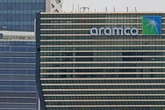 Caen ganancias trimestrales de Aramco 4.6%   
