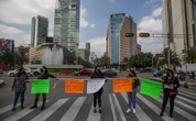 Paro de trabajadores del SAT en 7 de sus 162 oficinas en todo el país   