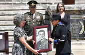 Julio Hernández López: Astillero   
