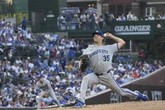 Con Kansas y a los 45 años, Rich Hill es ahora el jugador más veterano en Grandes Ligas   