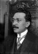 “Por políticas culturales desconocidas, el silencio rodeó al poeta Enrique González”   