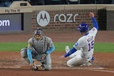 Cachorros fuerzan quinto juego de serie divisional; ganan 6-0 a Cerveceros    