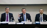 Prórroga permite a bancos reacomodar operaciones   