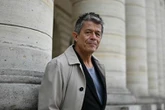 Emmanuel Carrère gana el premio Médicis con un libro sobre su madre   