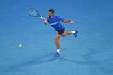 Alcaraz y Djokovic avanzan en el Abierto de Australia   