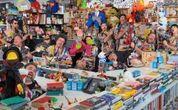 31 Minutos se burla  en su presentación de Tiny Desk Concert  de políticas de Trump   