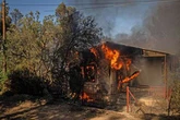 Incendios en Grecia y Turquía; dos muertos   