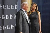 Abuchean a Donald Trump en la apertura de Los miserables   