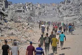Retornan 200 mil gazatíes a sus devastados hogares    