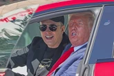 Elon Musk y Tim Cook acompañarán al magnate a China   