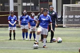 “Jugamos al futbol para no caer en las sombras”   