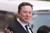 Musk será la primera persona en tener una fortuna de un billón de dólares   