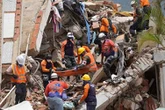 Suman casi 2 mil muertos y 10 mil heridos por sismos en Venezuela   