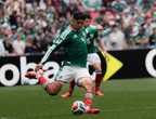 Edson Álvarez relevaría a César Montes en el Tri   