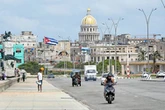 Díaz-Canel anuncia cambios  al modelo económico de Cuba   