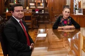 Apoya IP el relevo en Pemex    