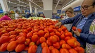 Intermediarios se llevan la mayor rebanada del jitomate   