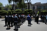 Dialogan con normalistas de Ayotzinapa en Gobernación   