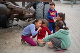 Millones de niños están en el desamparo por la guerra en Medio Oriente: Unicef   
