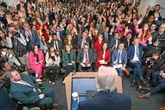 Niega Trump que su amenaza de devastar Irán sea crimen de guerra   