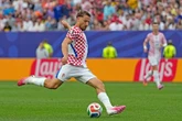 Croacia remonta y asegura pase; derrota 2-1 a Ghana   