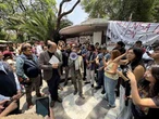 Dialoga gobierno con alumnos del IPN   