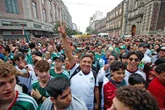 Ola verde se apodera de un Zócalo amurallado y hace vibrar al Fan Fest   