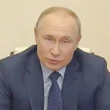 銀座の高級レストランに誘い、ウォッカを土産に情報収集する「ロシア人スパイ」の正体