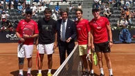 Il successo di Tennis and Friends, tra partite con i vip e test gratuiti per la salute