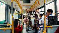 Всемирные игры кочевников: по Астане в общественном транспорте проехался беркутчи