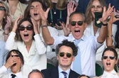 4 minuti faFacce famose sugli spalti di WimbledonNicole Kidman, Hugh Grant, Cynthia Erivo, Dustin Hoffman, Jodie Foster, Jennifer Lopez e gli altri fotografati in questi giorni