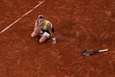 4 minuti faMaja Chwalinska sta vivendo un sognoLa tennista polacca è arrivata in finale al Roland Garros dopo un periodo di depressione, partendo dalle qualificazioni e da 114esima nel ranking mondiale