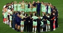 pochi secondi faPortiera, difensora, marcatura a donnaPer la crescita del calcio femminile sono importanti i risultati, come quelli ottenuti dall'Italia agli Europei, ma anche le parole