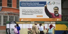 Le elezioni parlamentari in Venezuela sono andate come al solitoLe ha vinte Nicolás Maduro, che anche grazie al boicottaggio dell’opposizione ha fatto eleggere 23 governatori su 24 stati, fra cui uno non in Venezuela